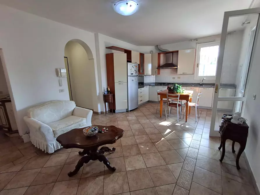 Immagine 13 di Appartamento in vendita  a Empoli