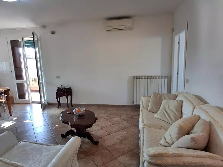 Immagine 14 di Appartamento in vendita  a Empoli