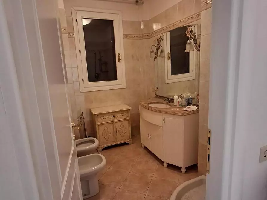 Immagine 18 di Appartamento in vendita  a Empoli