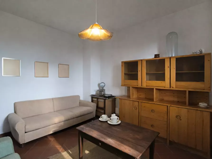 Immagine 21 di Casa colonica in vendita  a Torrita Di Siena