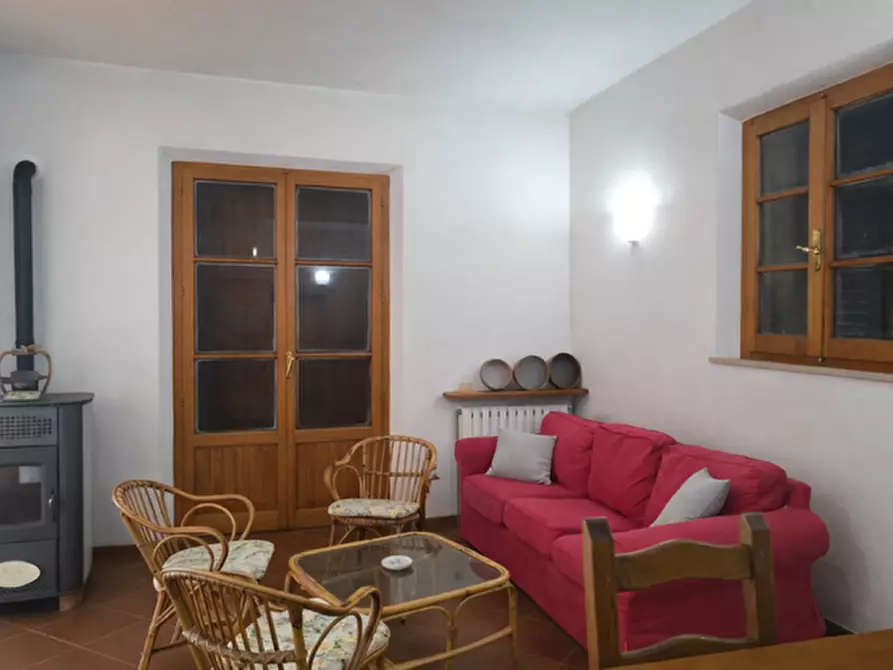 Immagine 9 di Casa colonica in vendita  a Torrita Di Siena