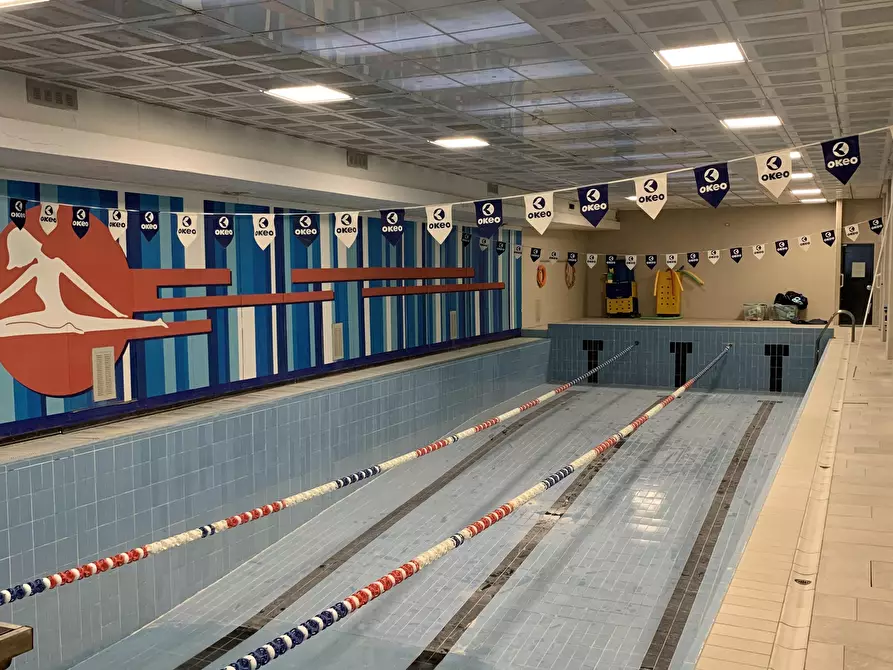 Immagine 2 di Locale commerciale in vendita  a Torino