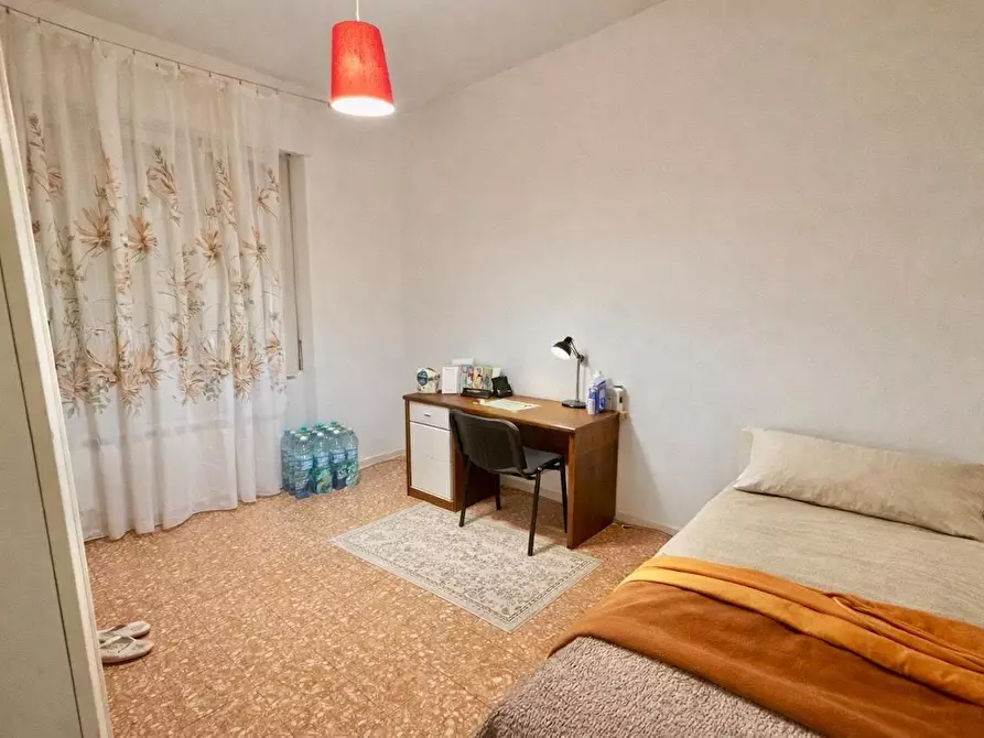 Immagine 4 di Appartamento in vendita  a Siena