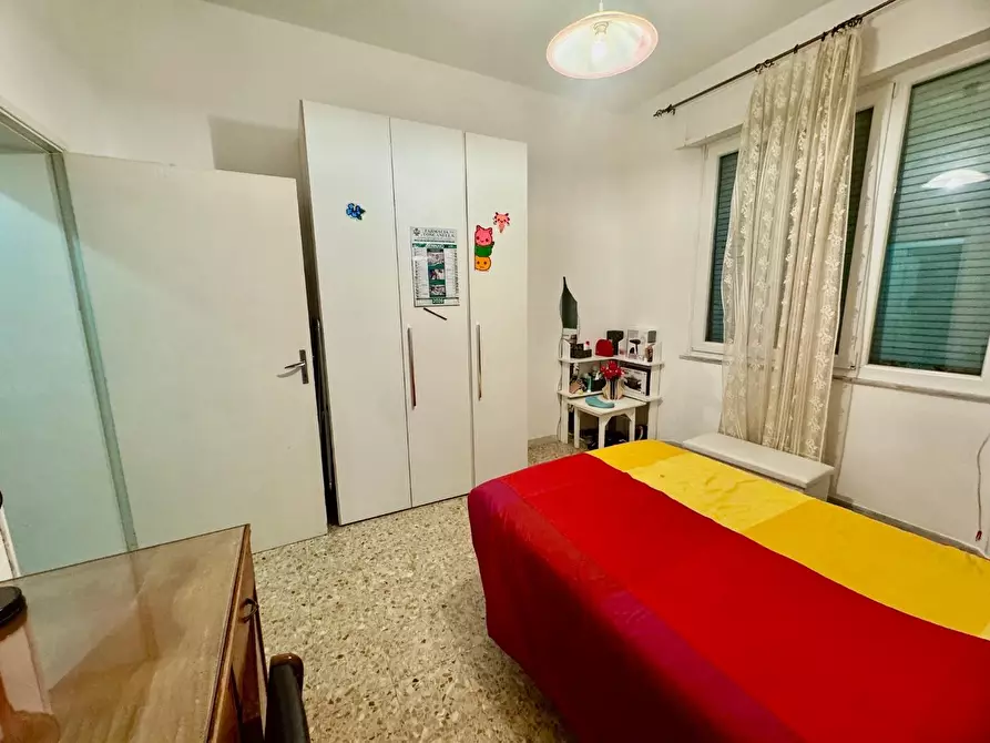 Immagine 17 di Appartamento in vendita  a Siena