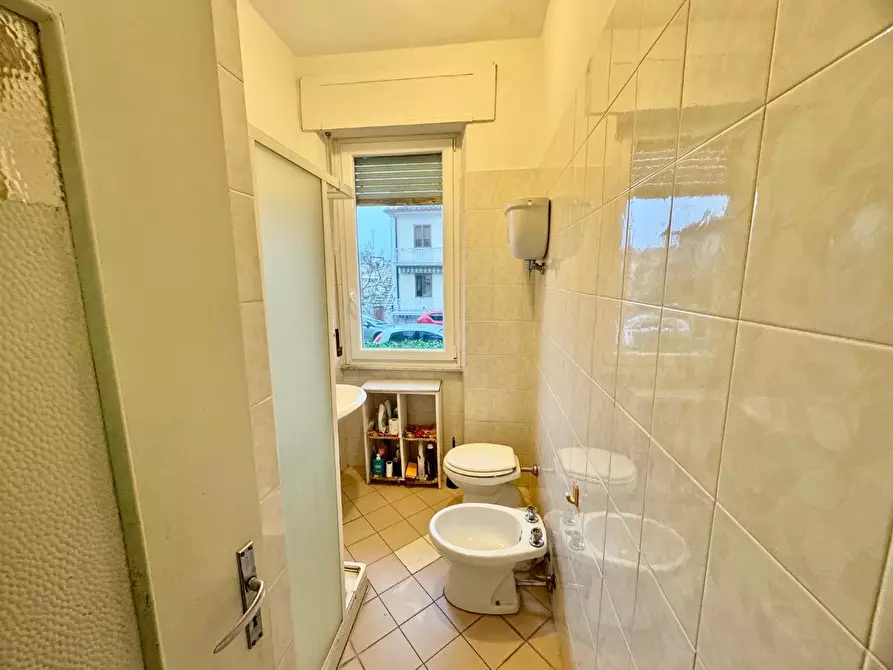 Immagine 6 di Appartamento in vendita  a Siena