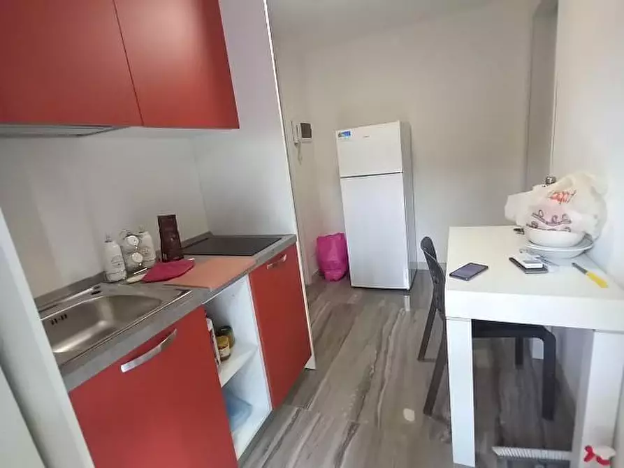 Immagine 9 di Appartamento in vendita  a Montignoso