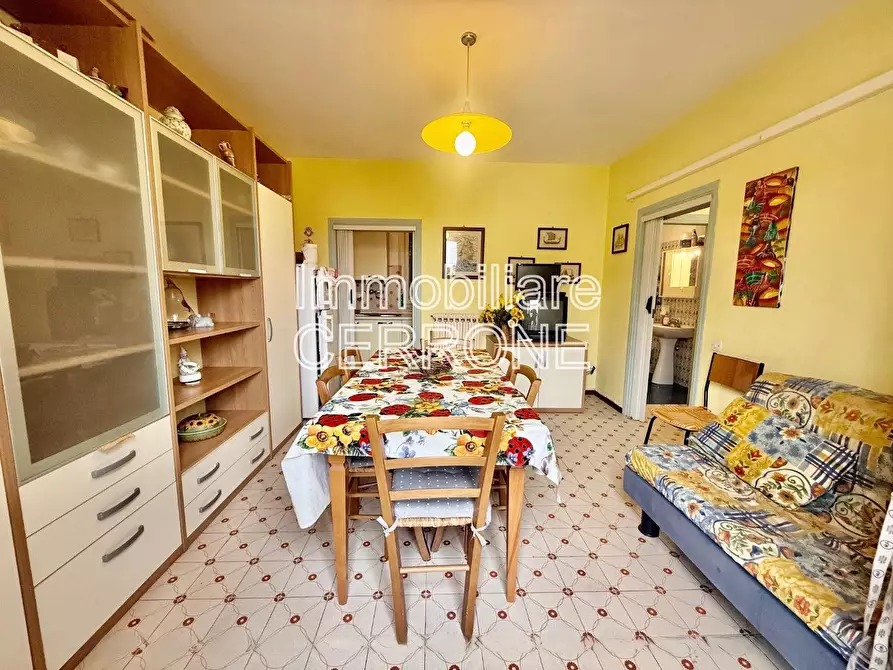 Immagine 1 di Appartamento in vendita  a Cecina