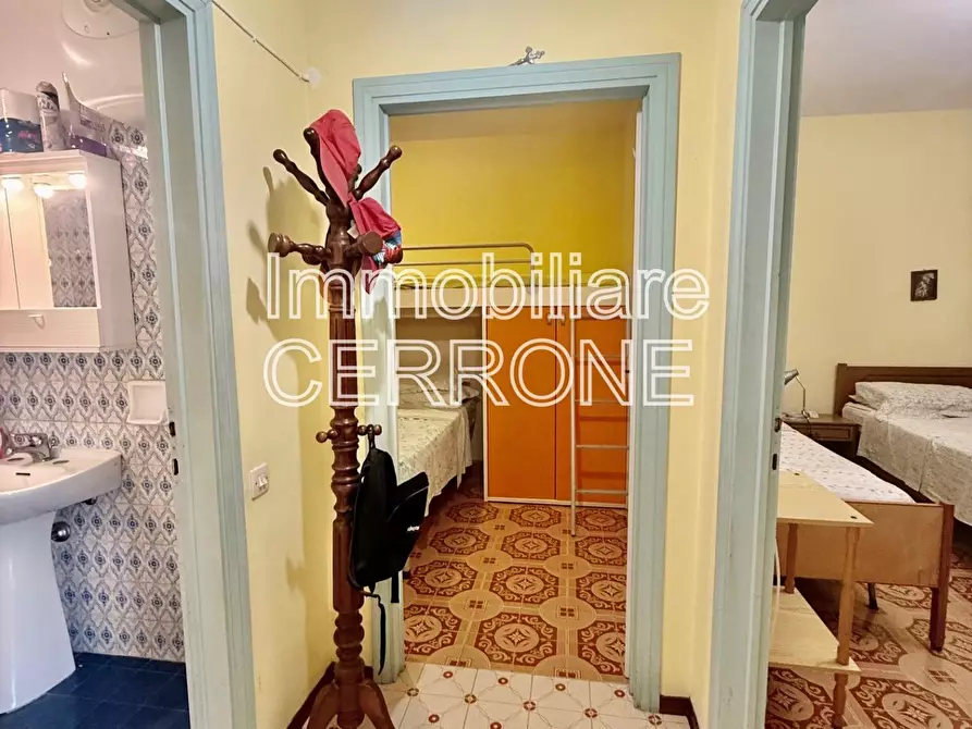 Immagine 11 di Appartamento in vendita  a Cecina