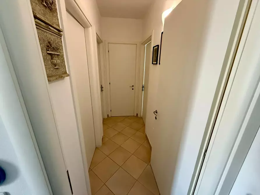 Immagine 10 di Appartamento in vendita  a Cascina