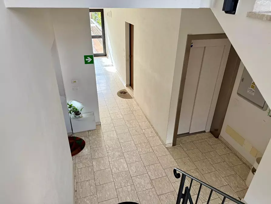 Immagine 21 di Appartamento in vendita  a Cascina