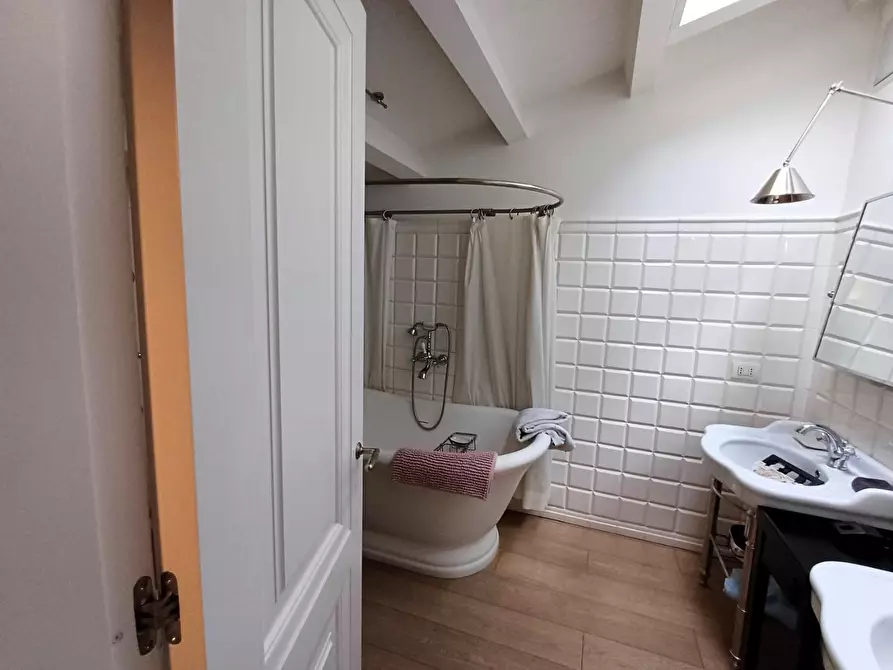 Immagine 17 di Mansarda in vendita  a Empoli