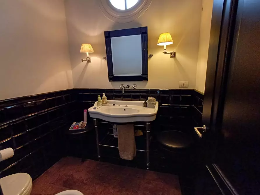 Immagine 15 di Mansarda in vendita  a Empoli