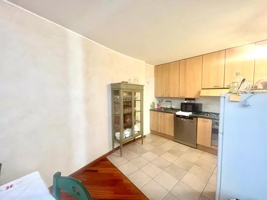 Immagine 14 di Appartamento in vendita  a Siena