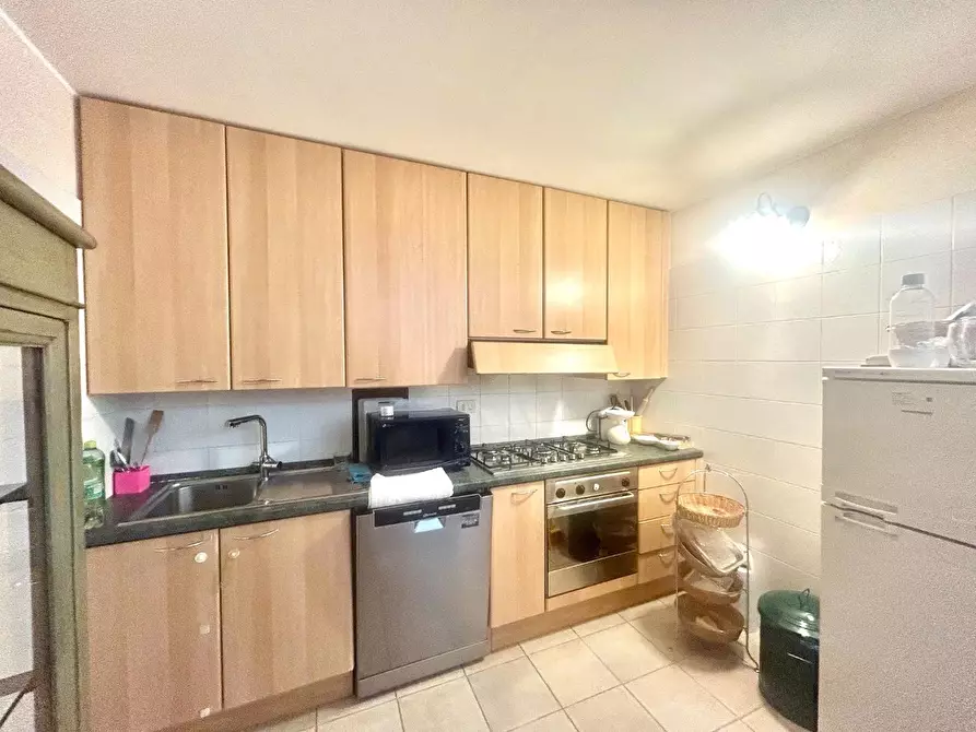 Immagine 16 di Appartamento in vendita  a Siena