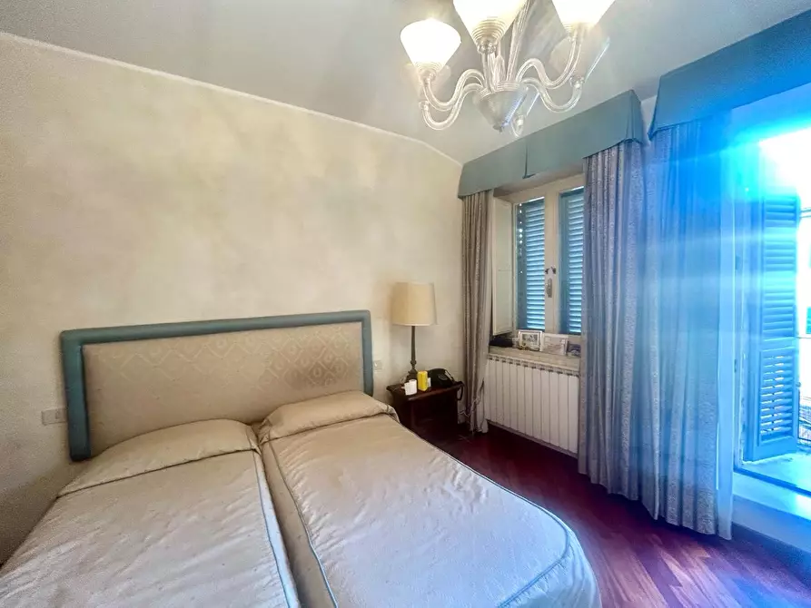 Immagine 22 di Appartamento in vendita  a Siena