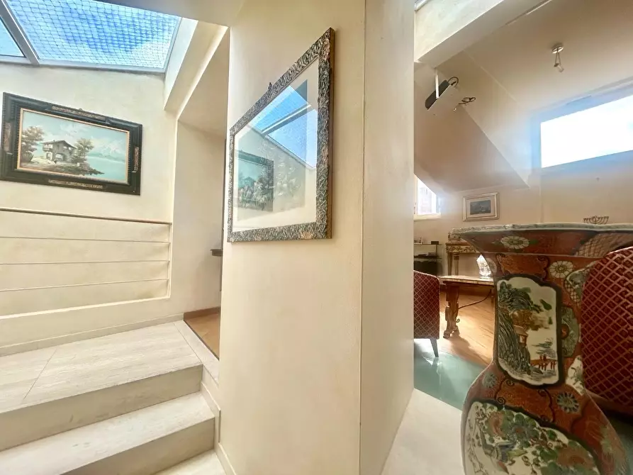 Immagine 5 di Appartamento in vendita  a Siena