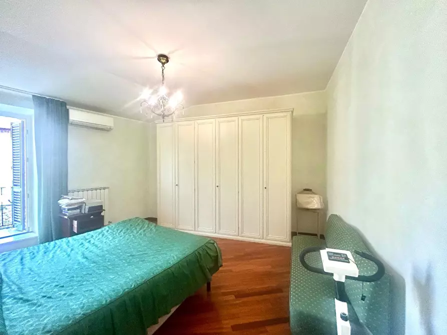 Immagine 20 di Appartamento in vendita  a Siena