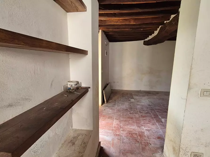 Immagine 19 di Rustico / casale in vendita  a Camaiore