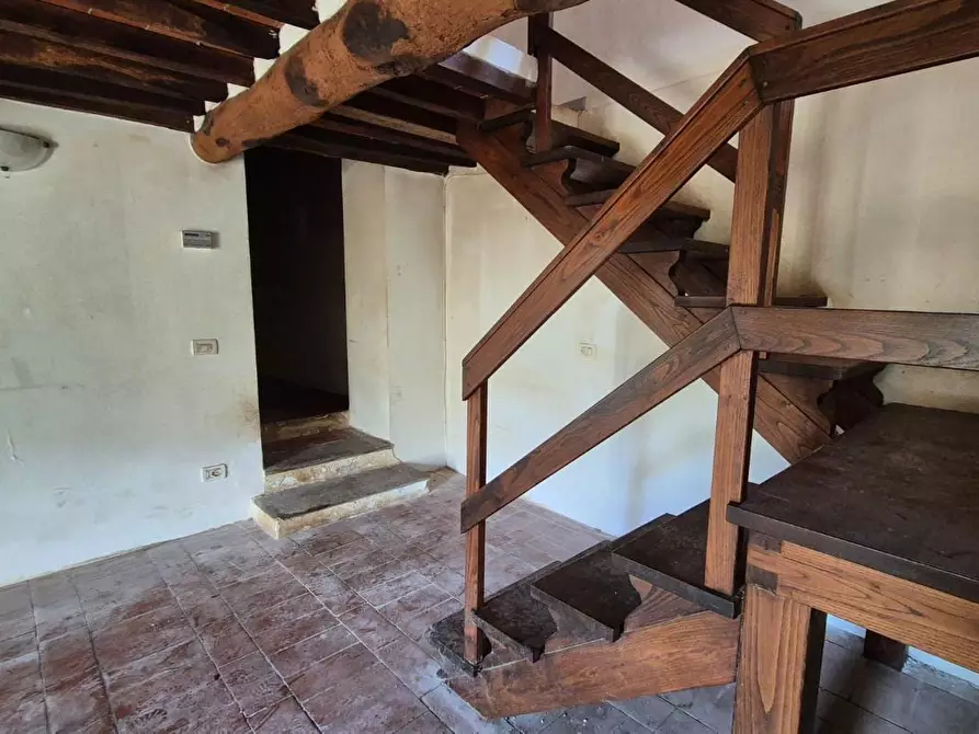 Immagine 23 di Rustico / casale in vendita  a Camaiore