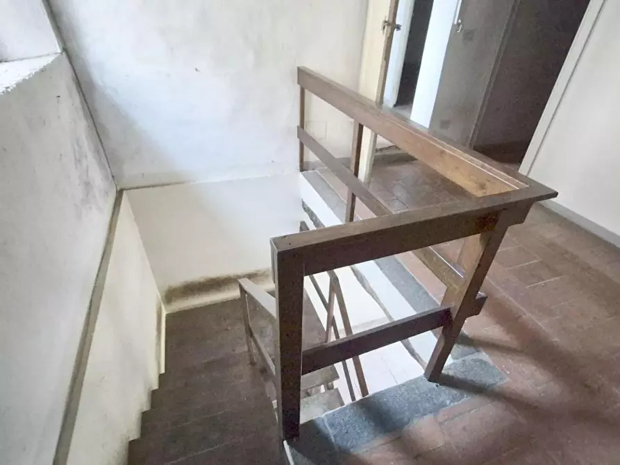 Immagine 84 di Rustico / casale in vendita  a Camaiore