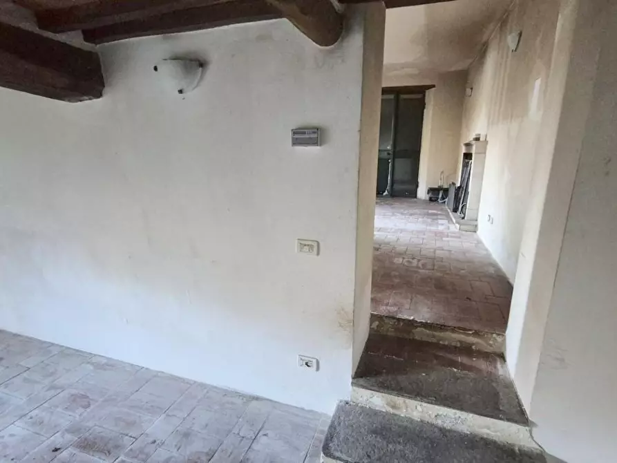 Immagine 19 di Rustico / casale in vendita  a Camaiore