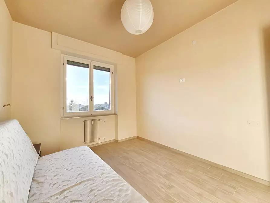 Immagine 21 di Appartamento in vendita  a Massa