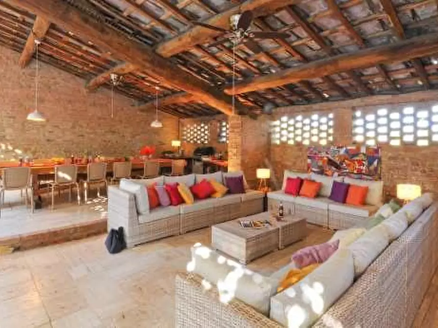 Immagine 10 di Casa colonica in vendita  a Monteroni D'arbia