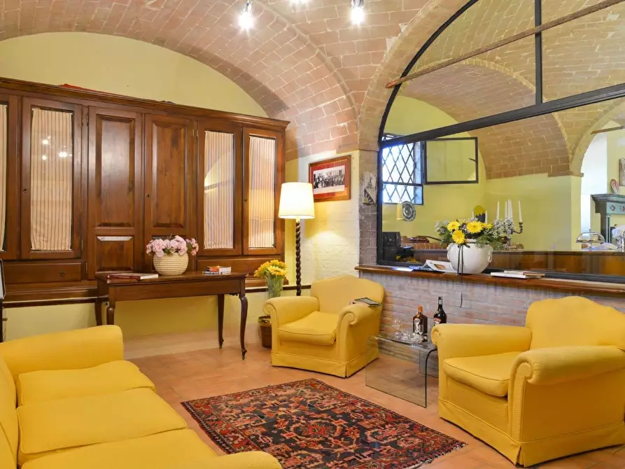 Immagine 12 di Casa colonica in vendita  a Monteroni D'arbia