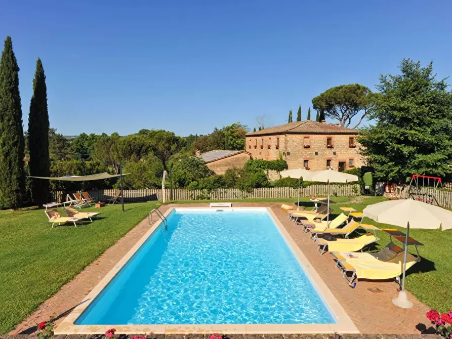 Immagine 2 di Casa colonica in vendita  a Monteroni D'arbia