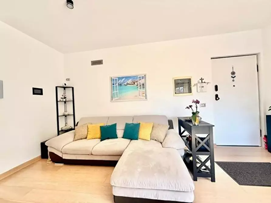 Immagine 13 di Appartamento in vendita  a Camaiore