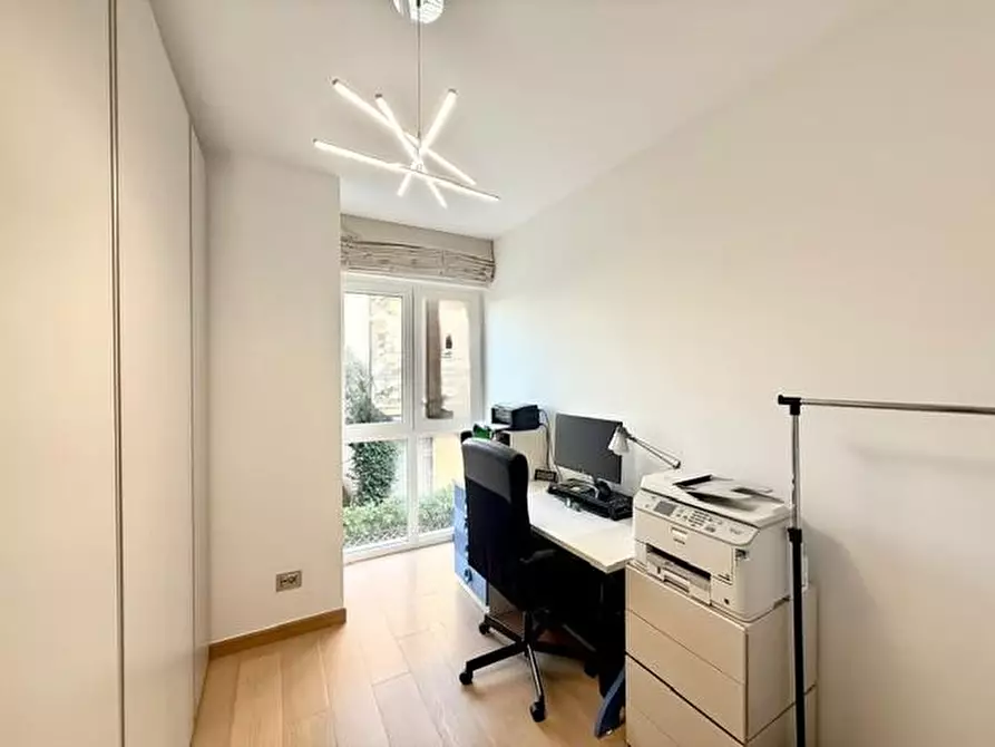 Immagine 35 di Appartamento in vendita  a Camaiore