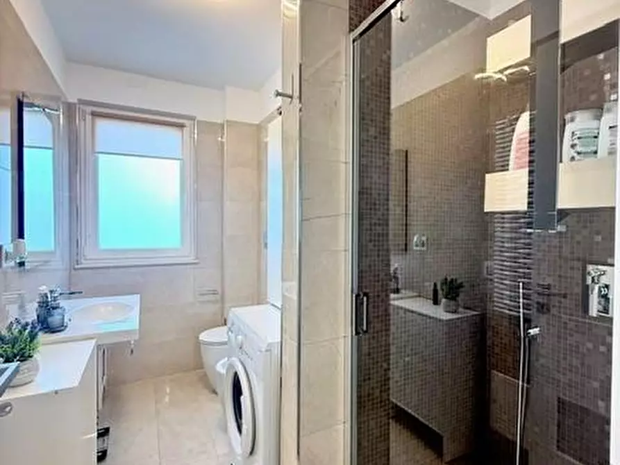 Immagine 25 di Appartamento in vendita  a Camaiore