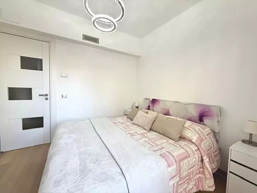 Immagine 33 di Appartamento in vendita  a Camaiore