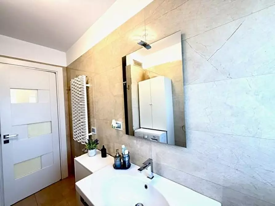 Immagine 26 di Appartamento in vendita  a Camaiore