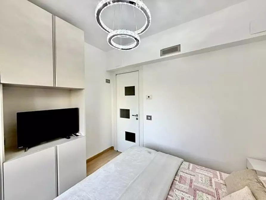 Immagine 34 di Appartamento in vendita  a Camaiore