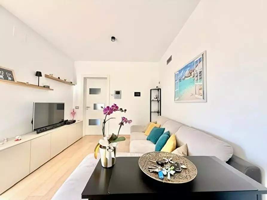 Immagine 16 di Appartamento in vendita  a Camaiore