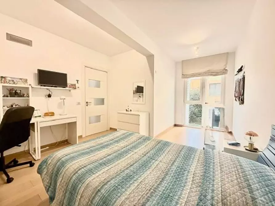 Immagine 39 di Appartamento in vendita  a Camaiore