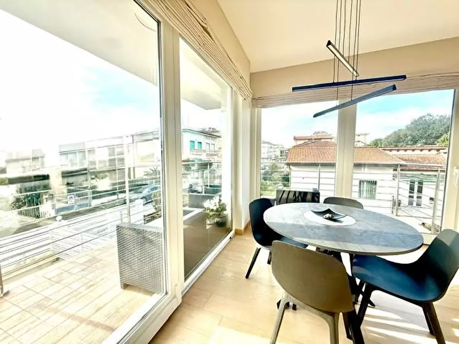 Immagine 3 di Appartamento in vendita  a Camaiore