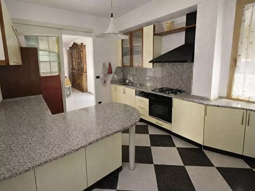 Immagine 1 di Appartamento in vendita  a Cascina