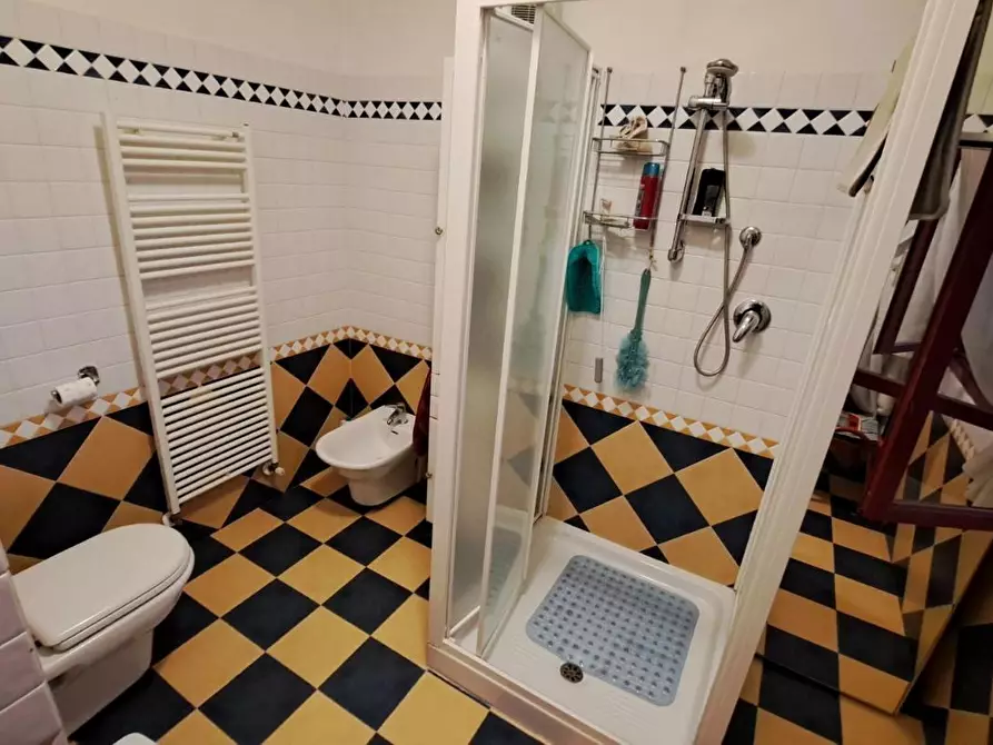 Immagine 12 di Appartamento in vendita  a Rosignano Marittimo