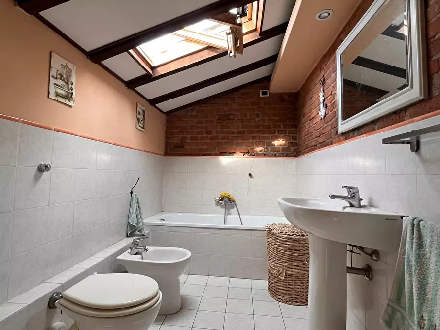 Immagine 14 di Appartamento in vendita  a Seravezza