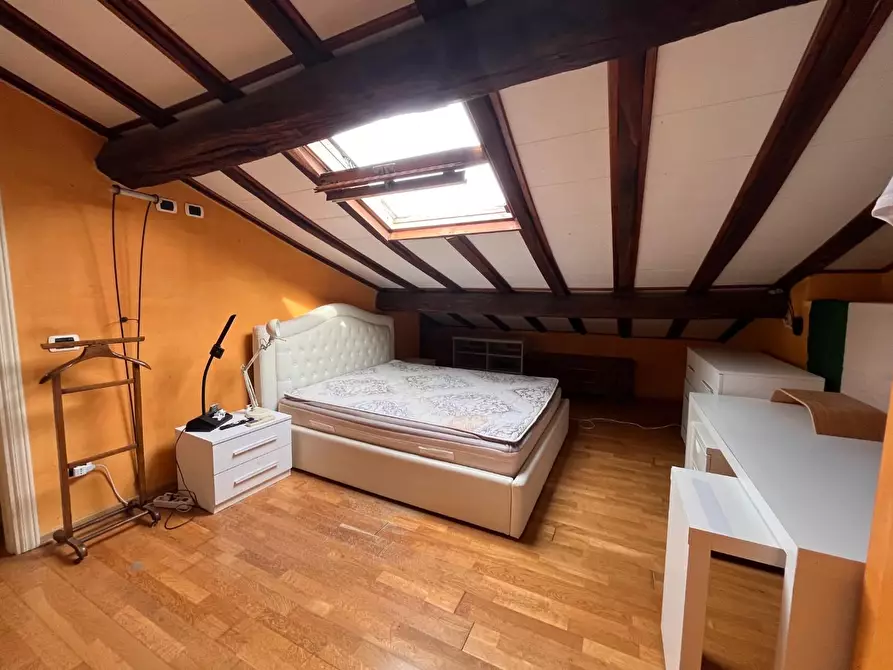 Immagine 13 di Appartamento in vendita  a Seravezza