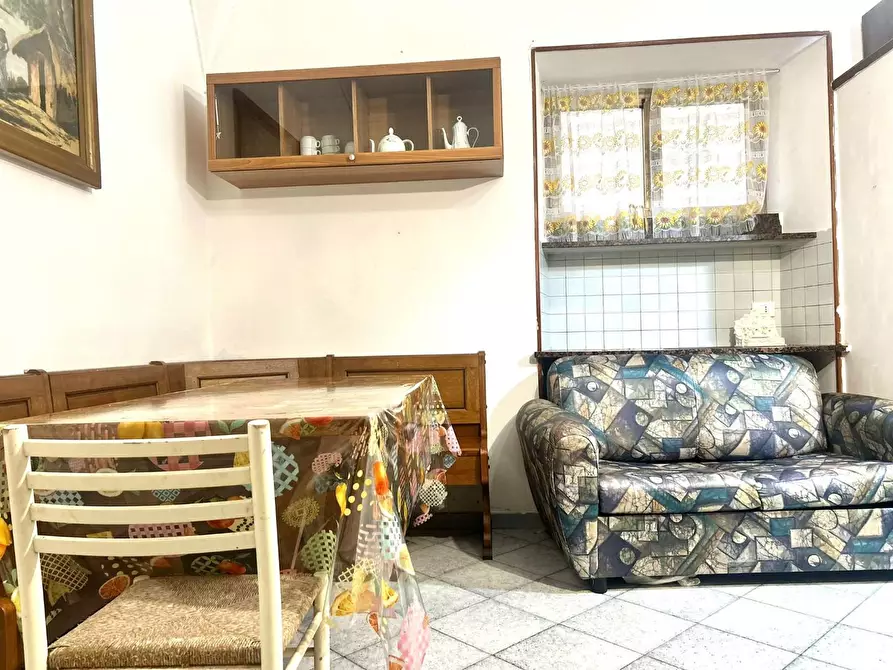 Immagine 2 di Casa semindipendente in vendita  a Carrara