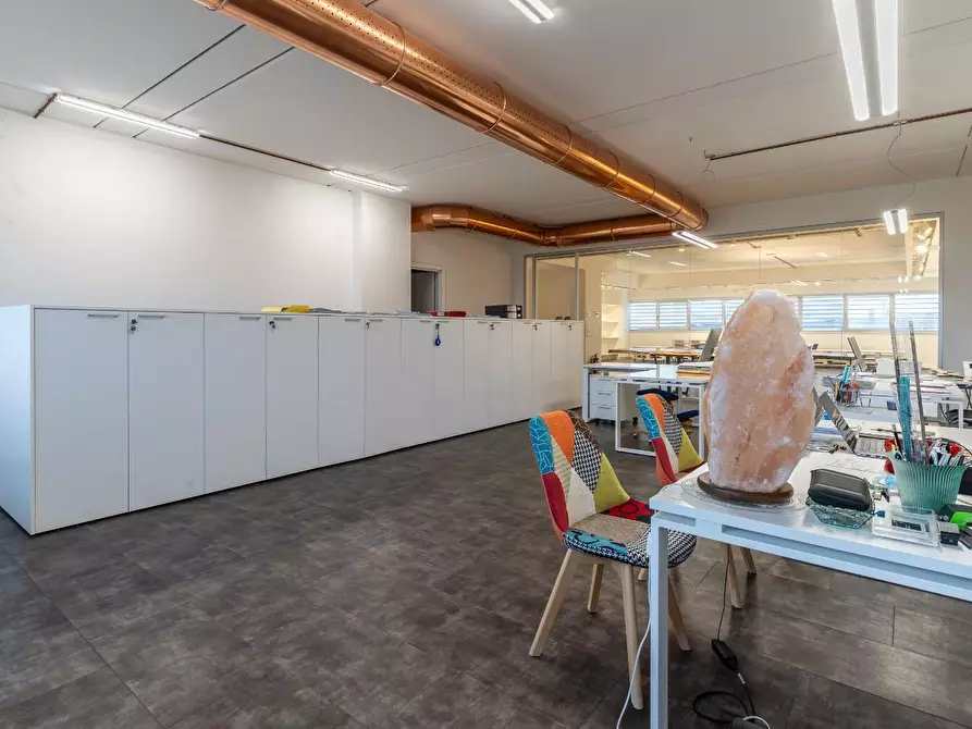 Immagine 4 di Capannone industriale in affitto  a Empoli