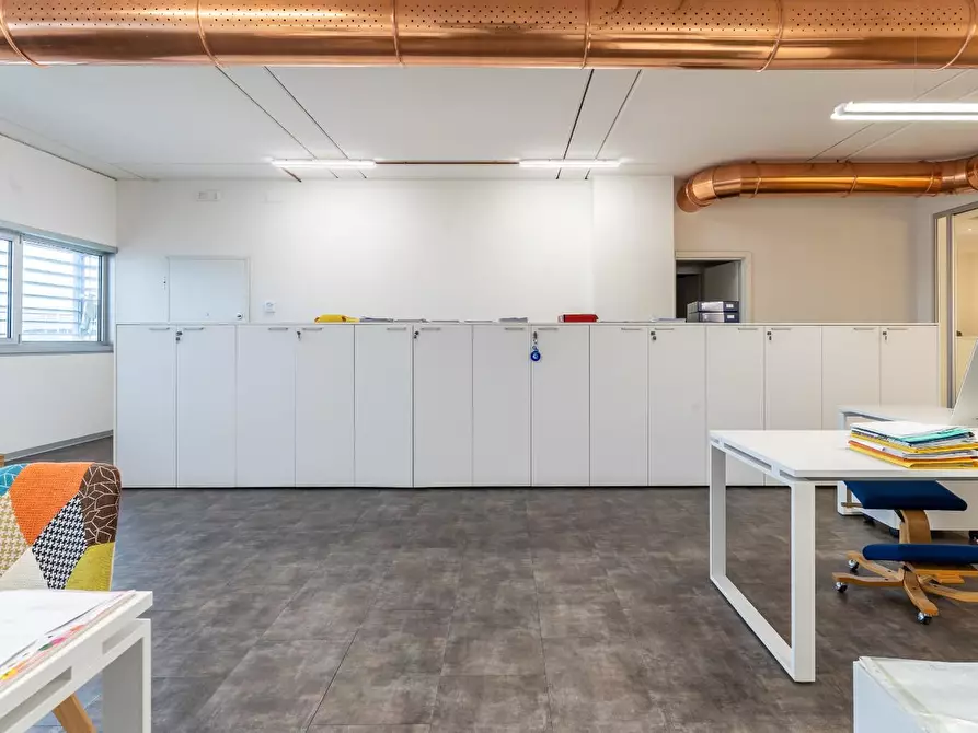 Immagine 6 di Capannone industriale in affitto  a Empoli