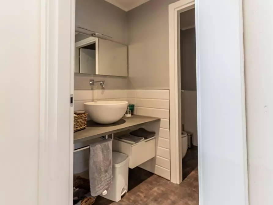 Immagine 8 di Capannone industriale in affitto  a Empoli