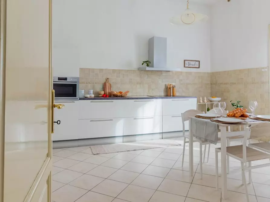 Immagine 6 di Villa in vendita  a Pontedera