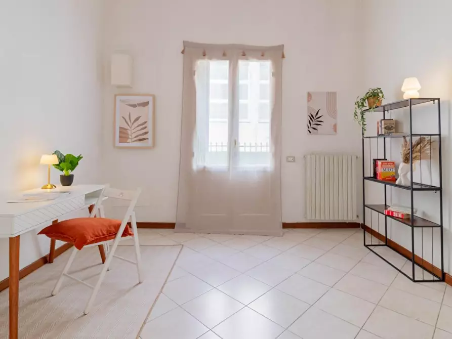 Immagine 11 di Villa in vendita  a Pontedera