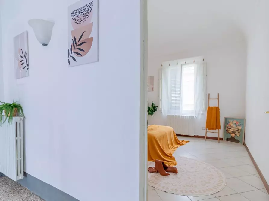 Immagine 19 di Villa in vendita  a Pontedera