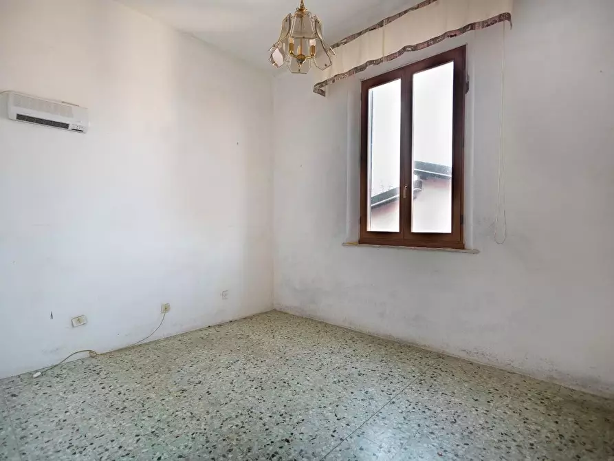 Immagine 12 di Casa bifamiliare in vendita  a Bientina